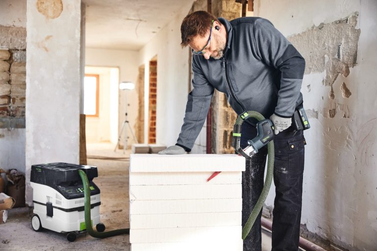 Mały rozmiar, duże możliwości. Nowa piła szablasta ERSC 18 od Festool