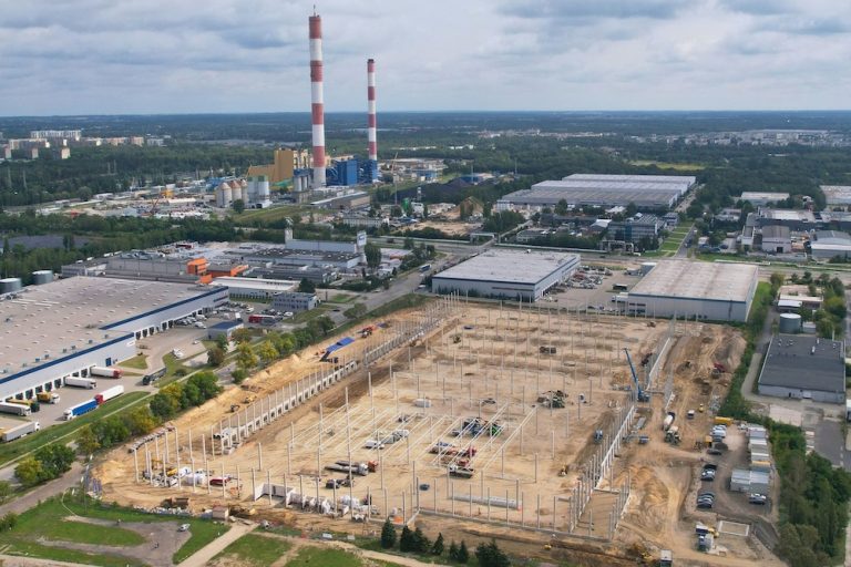 DWUETAPOWA INWESTYCJA W SERCU POLSKI. HARDEN CONSTRUCTION STAWIA KOMPLEKS MIEJSKI W ŁODZI