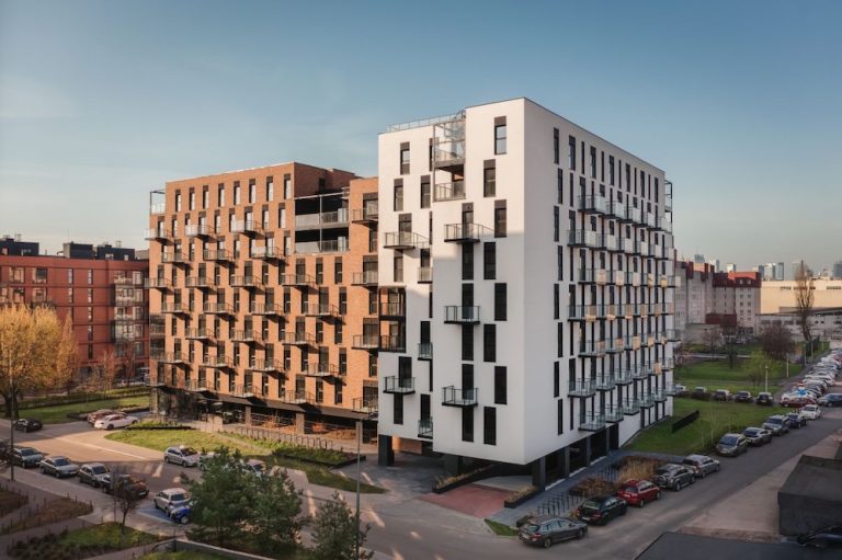 Co zostaje po architekcie? Bartłomiej Grotte z pracowni Foroom o budynkach, które wytrzymują próbę czasu